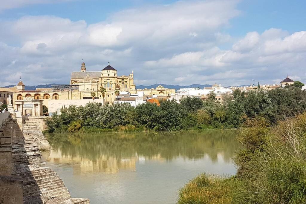 Apartamento San Pedro-Corredera Kordoba Bagian luar foto